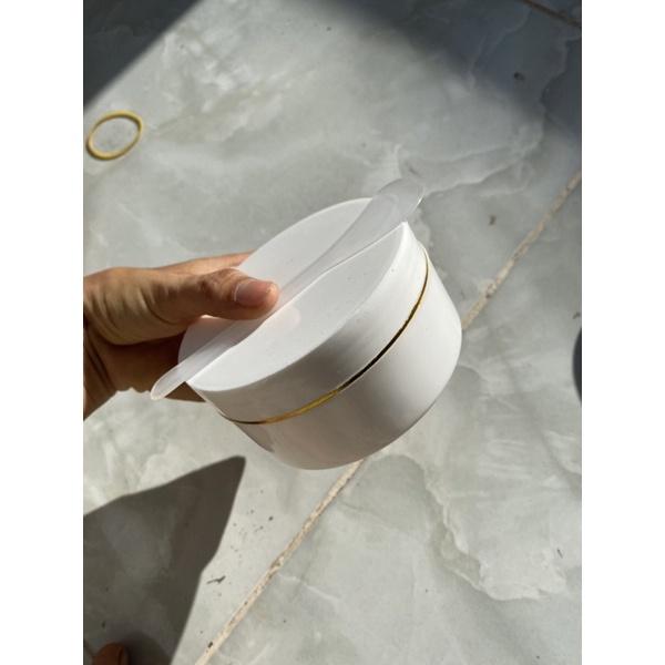 Hủ 200gr màu trắng