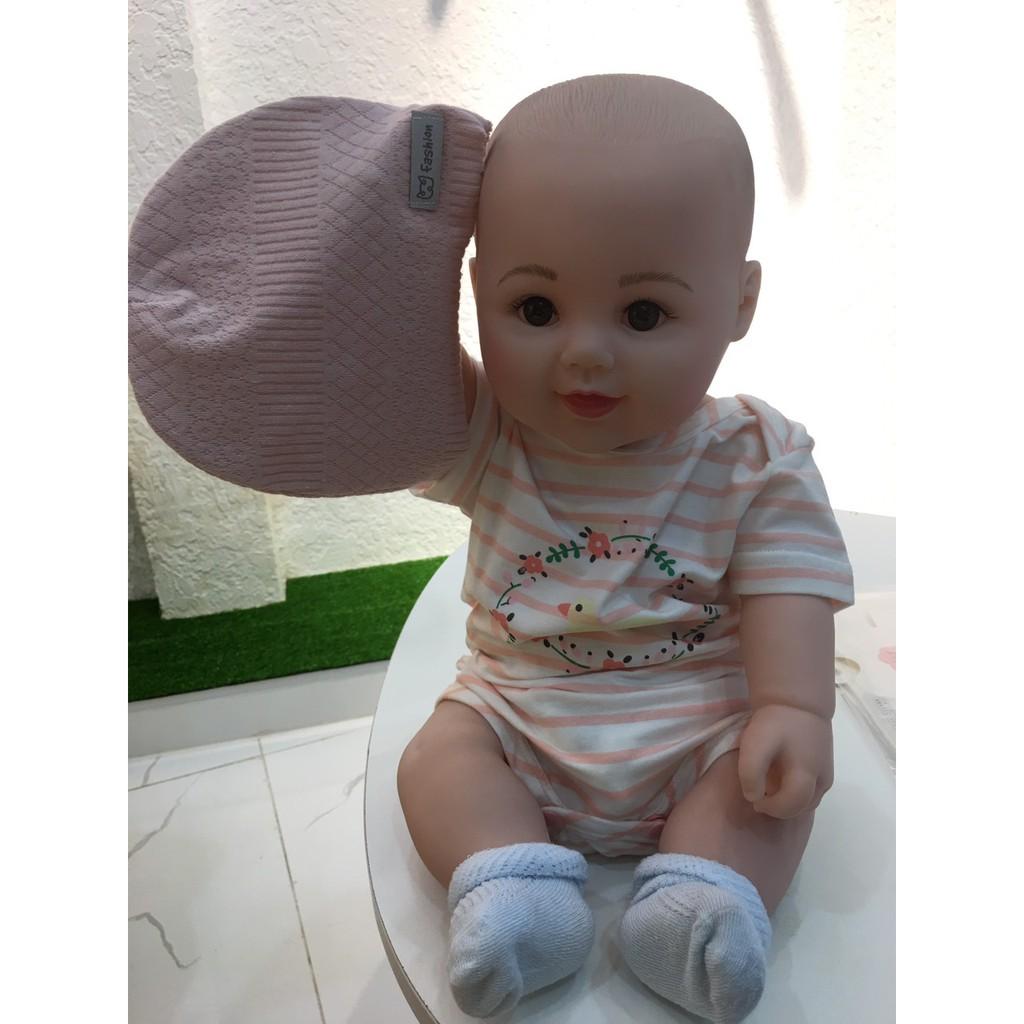 Nón em bé, nón dệt kim đan bông thủ công , chât liệu cotton 100% , thương hiệu Aiueo Nhật Bản.
