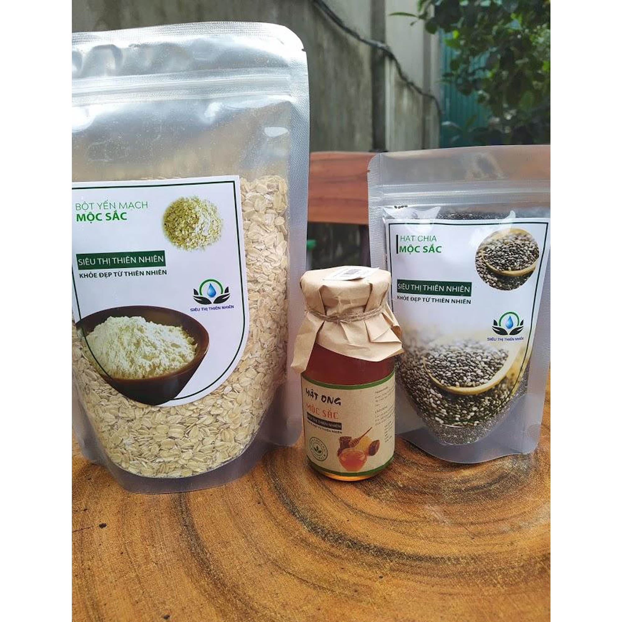 Combo Hạt Yến Mạch - Hạt Chia - Mật Ong Mộc Sắc bữa sáng giảm cân hiệu quả