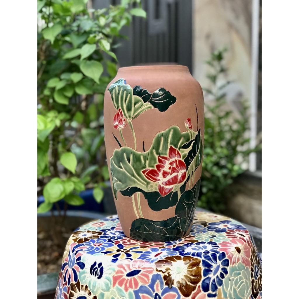 Bình Hoa Sen Vẽ Thủ Công Gốm Sứ Nam Bộ Nền Đất