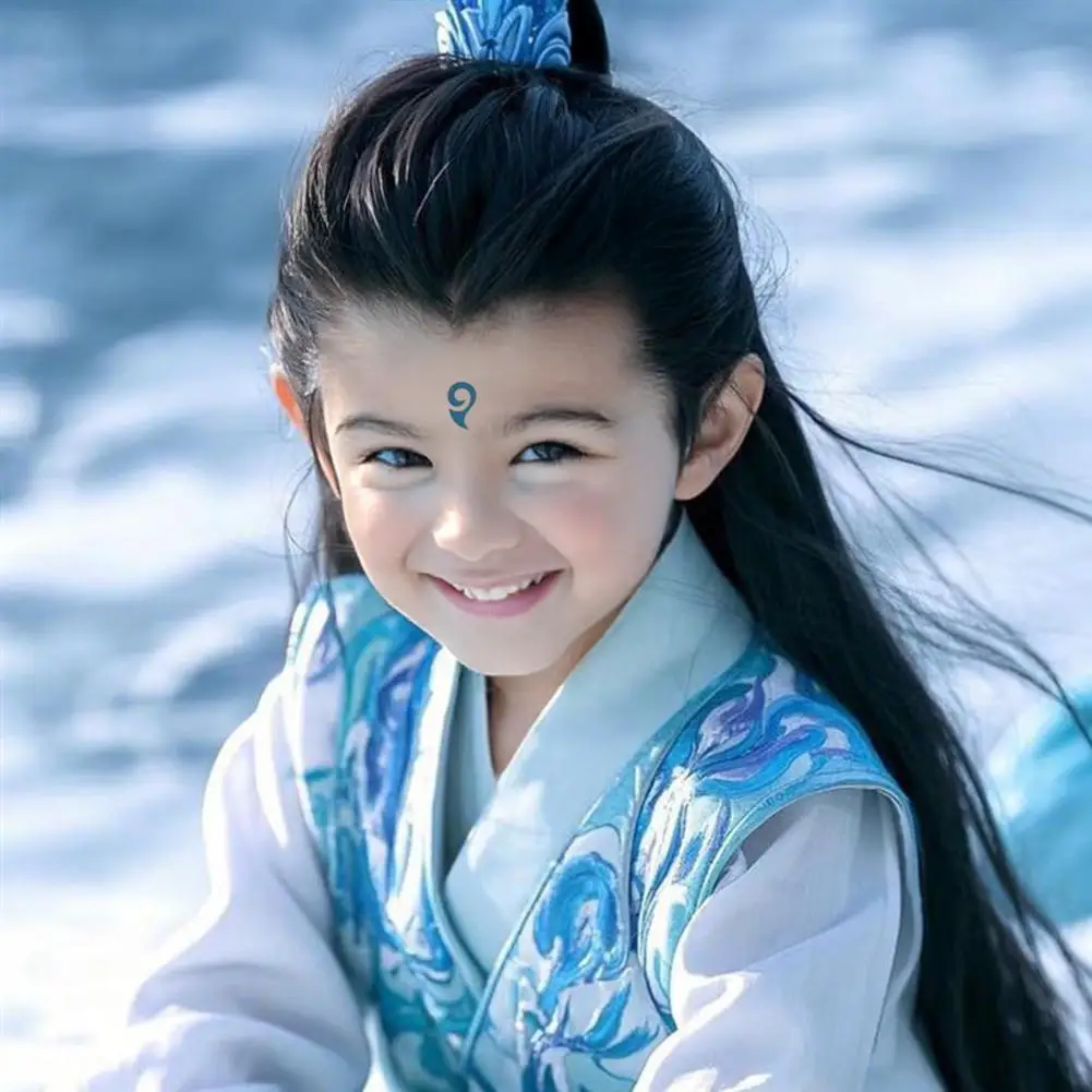 4 Tờ Xăm Dán Tạm Thời Lông Mày Trán Má Hoá Trang Ma Đồng Náo Hải Hình Giọt Nước Sừng Rồng Cho Trẻ Em