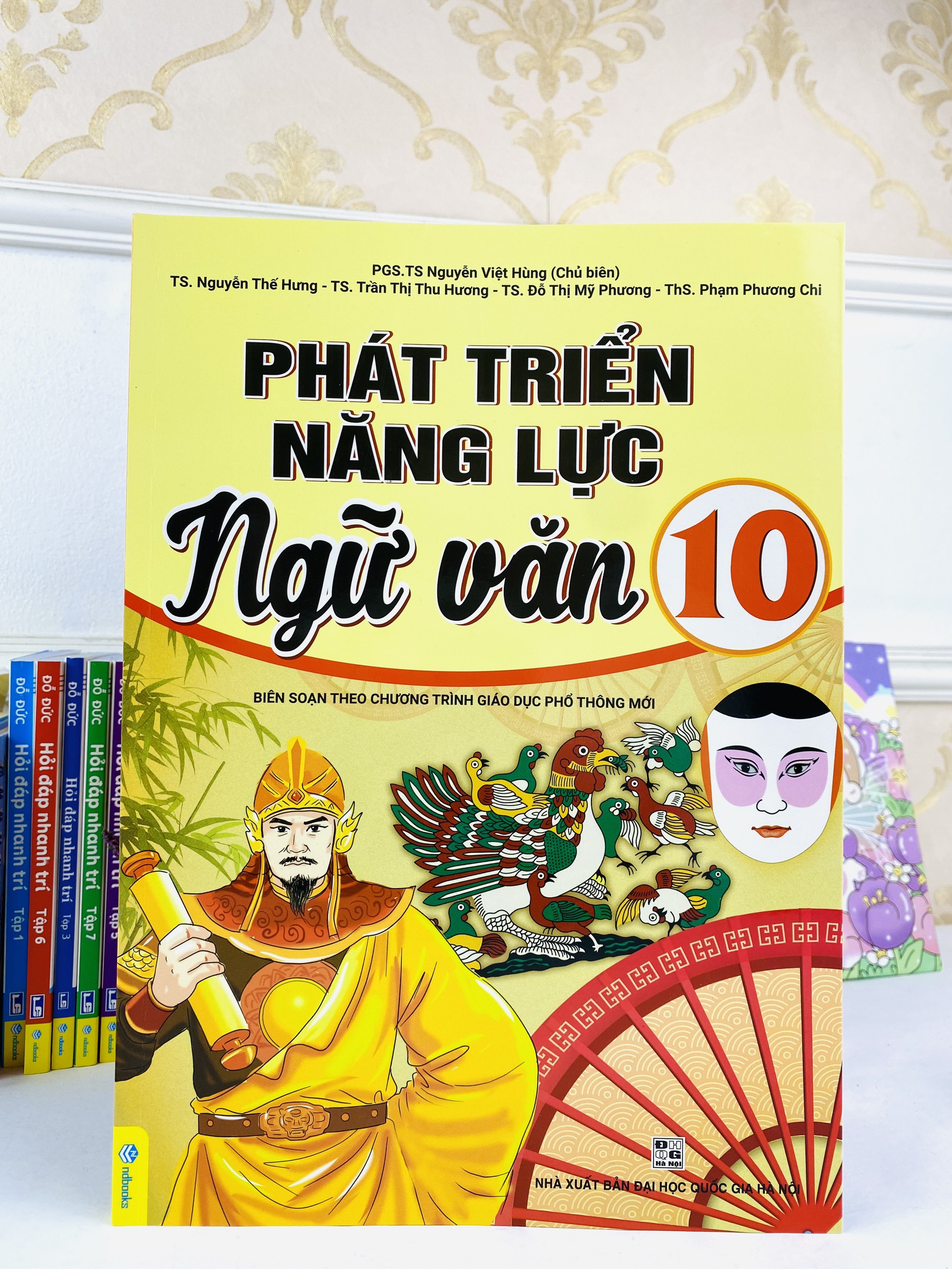 Sách - Phát Triển Năng Lực Ngữ Văn 10 - Biên Soạn Theo Chương Trình GDPT Mới - ndbooks