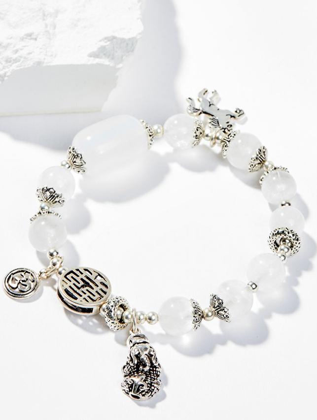 Vòng Tay Phong Thủy Nữ Đá Thạch Anh Ưu Linh Trắng Phối Charm Kỳ Lân Bạc Mệnh Kim, Thủy Ngọc Quý Gemstones
