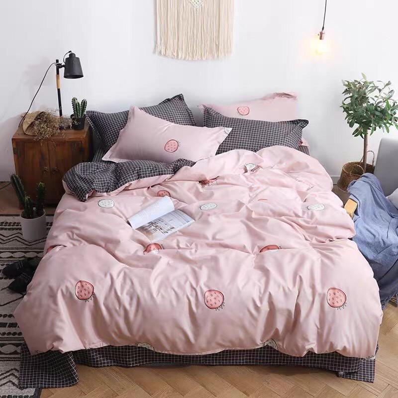 Bộ chăn ga gối Cotton poly M2T Bedding Quả dâu phối caro, vỏ chăn mền, drap nệm và 2 vỏ gối