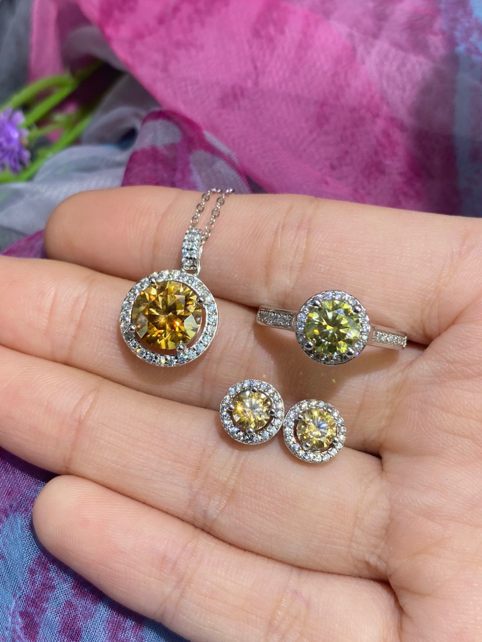 Hoa tai Bạc 925 xi Kim viên chủ Kim Cương nhân tạo Moissanite hạt 0.5 carat - RE0.9.7.6