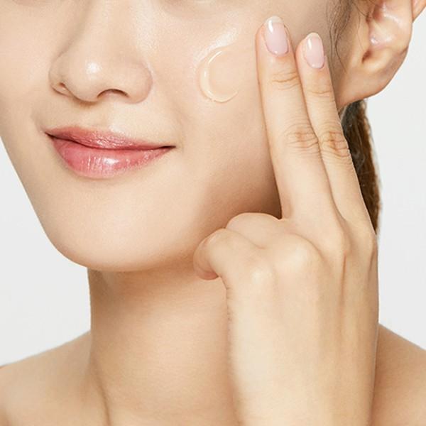 Mặt Nạ Ngủ Keo Ong Dưỡng Ẩm Và Tái Tạo Da COSRX Ultimate Moisturizing Honey Overnight Mask 60ml HSD