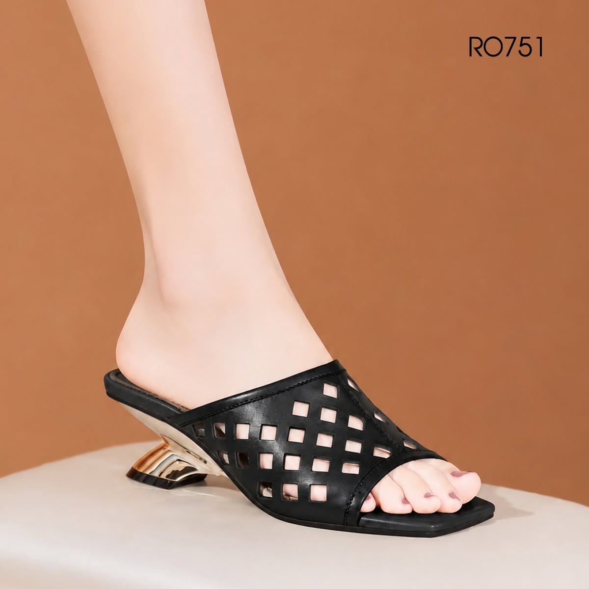 Dép cao gót nữ cắt laze ROSATA RO751 - 5p - Đen, Vàng - BKSTORE - HÀNG VIỆT NAM