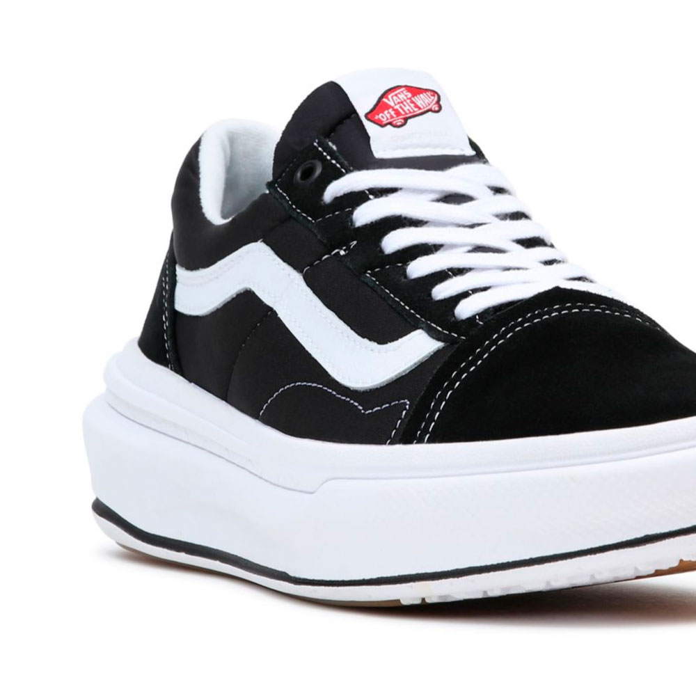 Giày Vans Old Skool Overt Cc VN0A7Q5EBA2