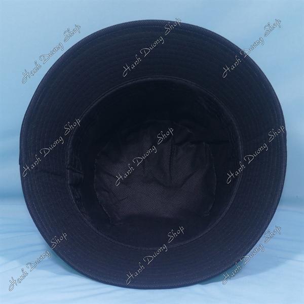 Nón tai bèo mũ bucket vành nhỏ thêu chữ Thiếu Tiền - Đen