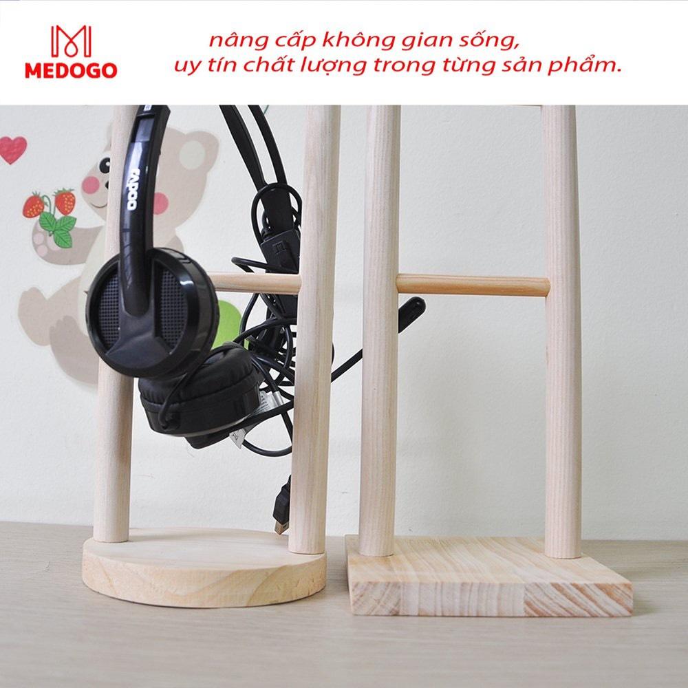 Giá treo tai nghe kệ gỗ đế vuông và tròn chất liệu gỗ thông tự nhiên