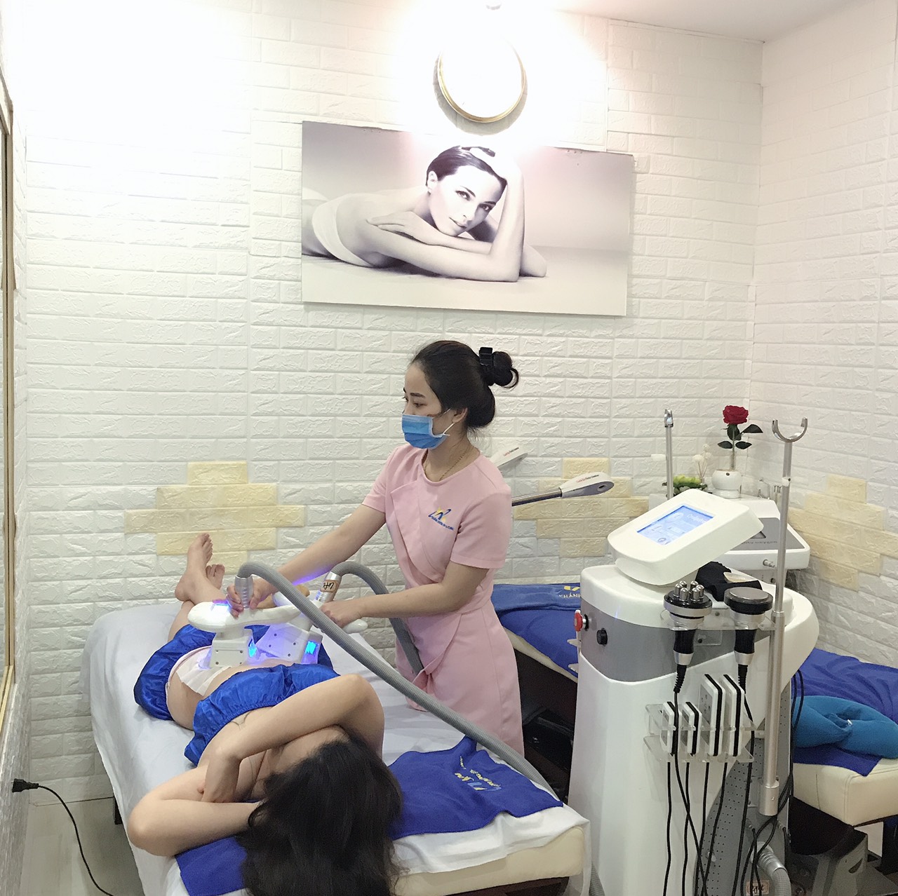 Giảm beó công nghệ Lipo Laser triệt tiêu đến 20cm mỡ thừa sau liệu trình