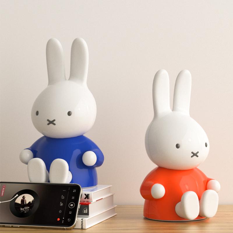 Miffy Bluetooth Hình tượng Loa Thiết kế thẻ TF Loa không dây Siêu trầm Âm thanh kỹ thuật số 3D Loa Rảnh tay MIC Quà tặng Màu sắc: Xanh nhạt