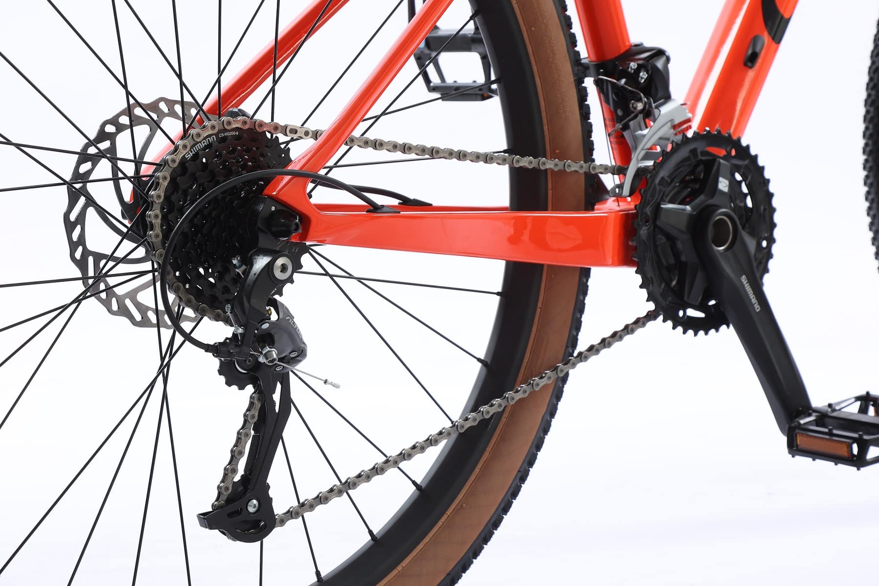 Xe đạp thể thao CALLI 7100 Khung carbon siêu nhẹ, phanh dầu thủy lực với 27 tốc độ