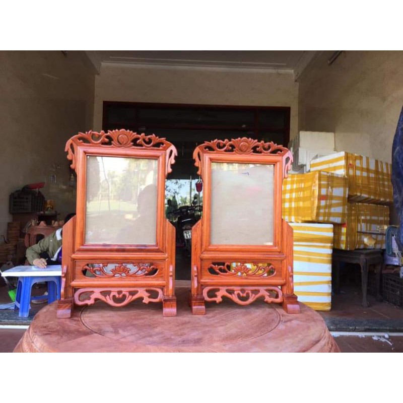 Khung ảnh thờ-khung hình thờ hoạ tiết hoa lá tây kt 25x35 cm