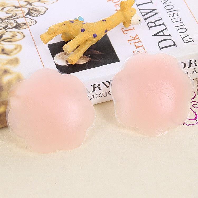 Hộp 2 Miếng Dán che đầu Ti Silicone