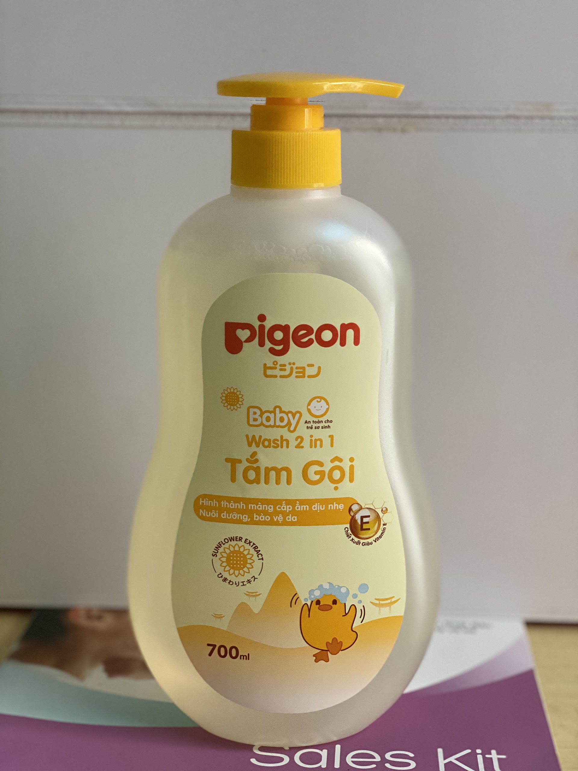 Tắm Gội Pigeon Dịu Nhẹ Hoa Hướng Dương 700Ml (Mẫu Mới)