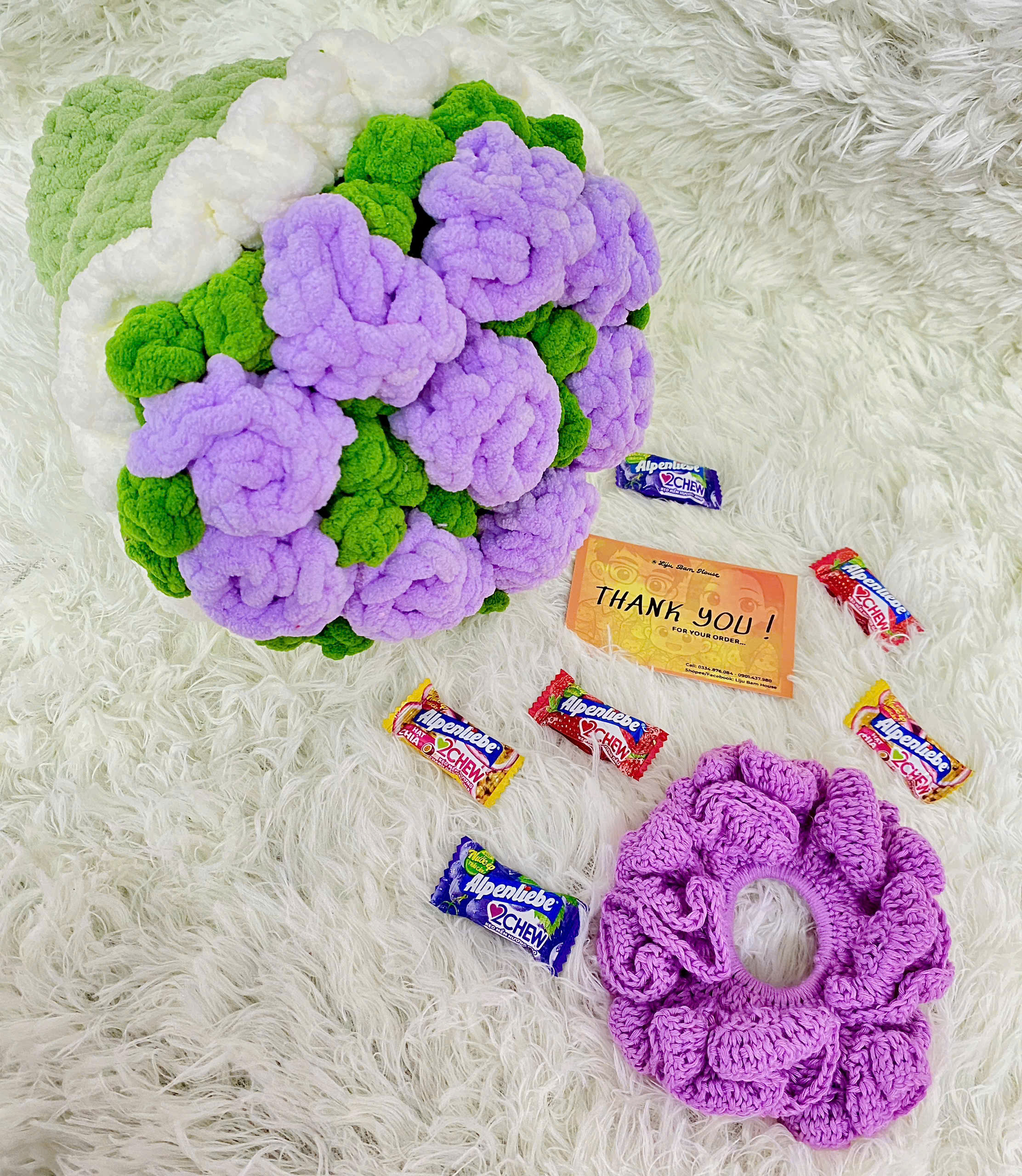 LOVE BOUQUET COLLECTION - Bó Hoa Len Handmade Ngọt Ngào, Sản Phẩm Đặc Biệt Tinh Tế Và Độc Đáo, Thích Hợp Cho Những Dịp Đặc Biệt, Bó Hoa Len Thủ Công Tạo Nên Vẻ Đẹp Tinh Tế