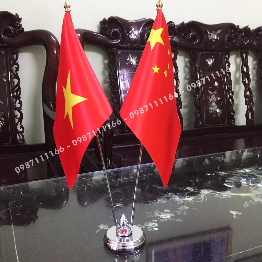 Cờ Để Bàn Đế Thép Loại cắm 2 cờ Việt Nam - Trung Quốc