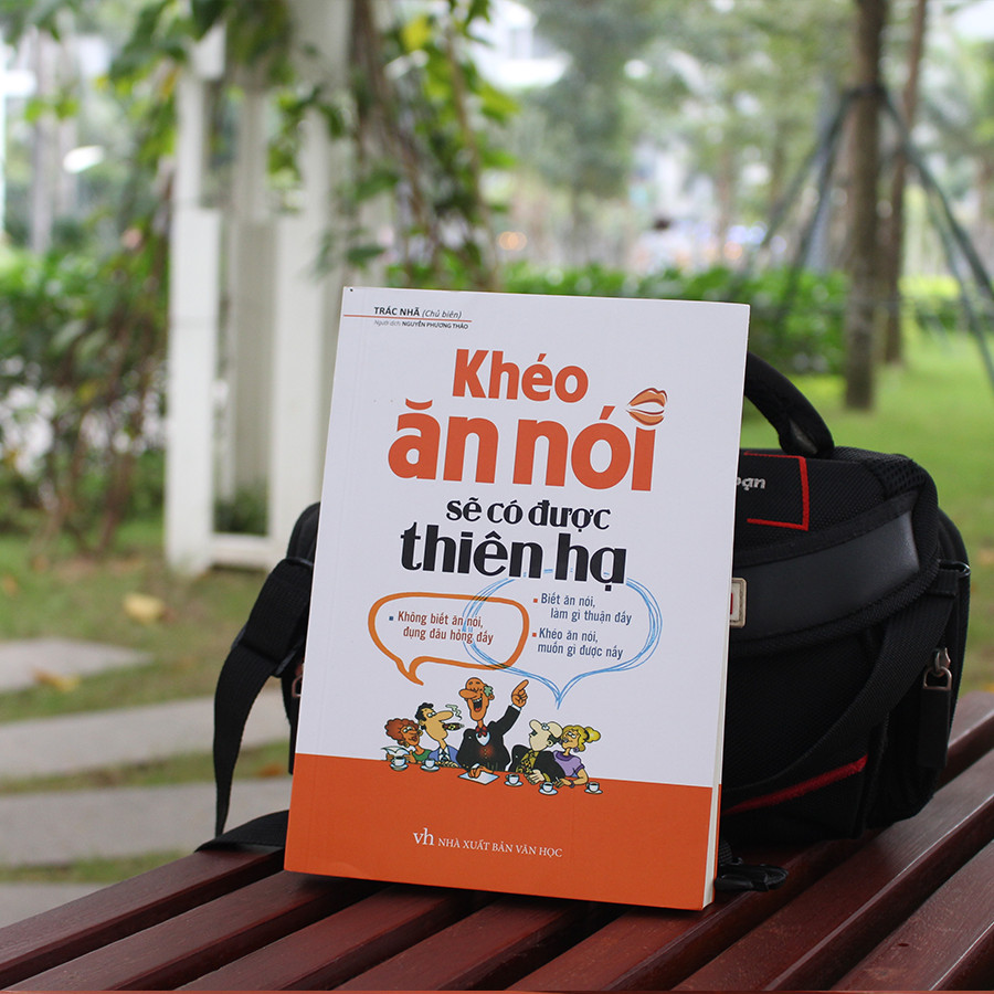 Bookset Sách: 4 cuốn: Khéo Ăn Nói + Bậc Thầy Giao Tiếp + Làm Thế Nào Để Kết Giao Với Người Lạ + Bí Mật Sau Những Hành Vi Nhỏ