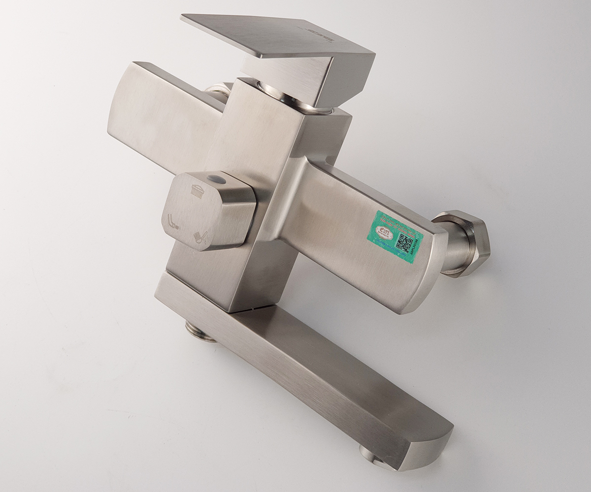 Bộ sen cây tắm đứng nóng lạnh Inox SUS 304 Eurolife EL-S908