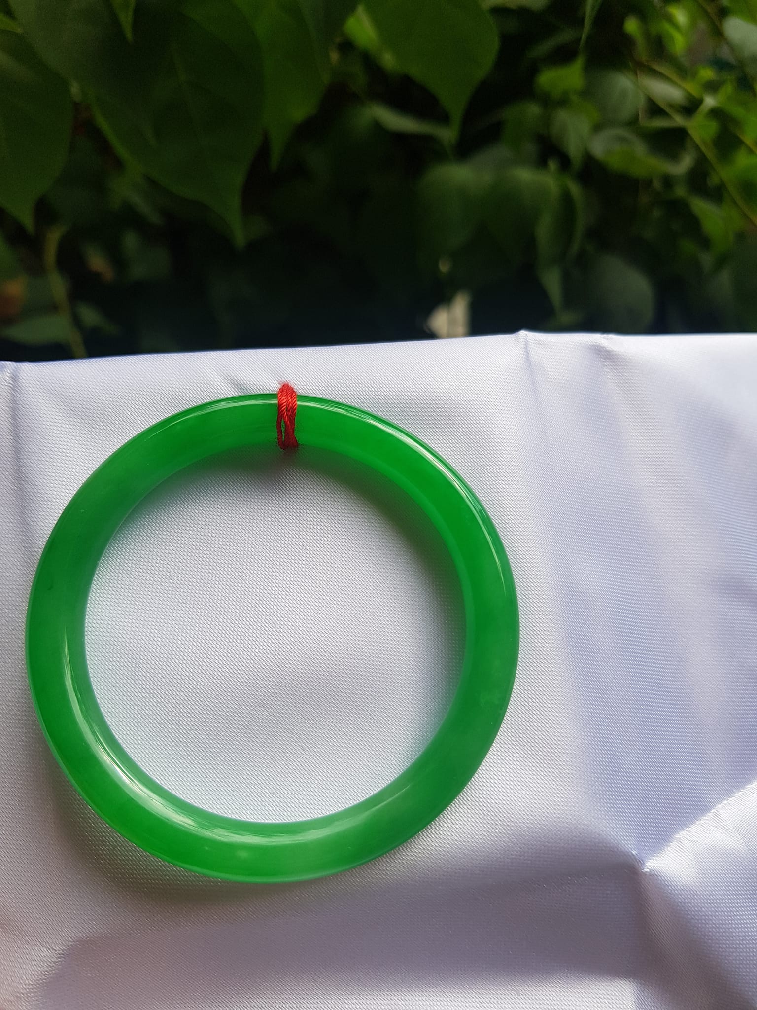 Vòng tay đá cẩm thạch Lý K 49A Sao size 49mm x 7mm Màu xanh lá bóng đẹp mạng Mộc Hỏa ạ Nữ tay nhỏ 45kg - 49kg đeo trẻ đẹp ạ