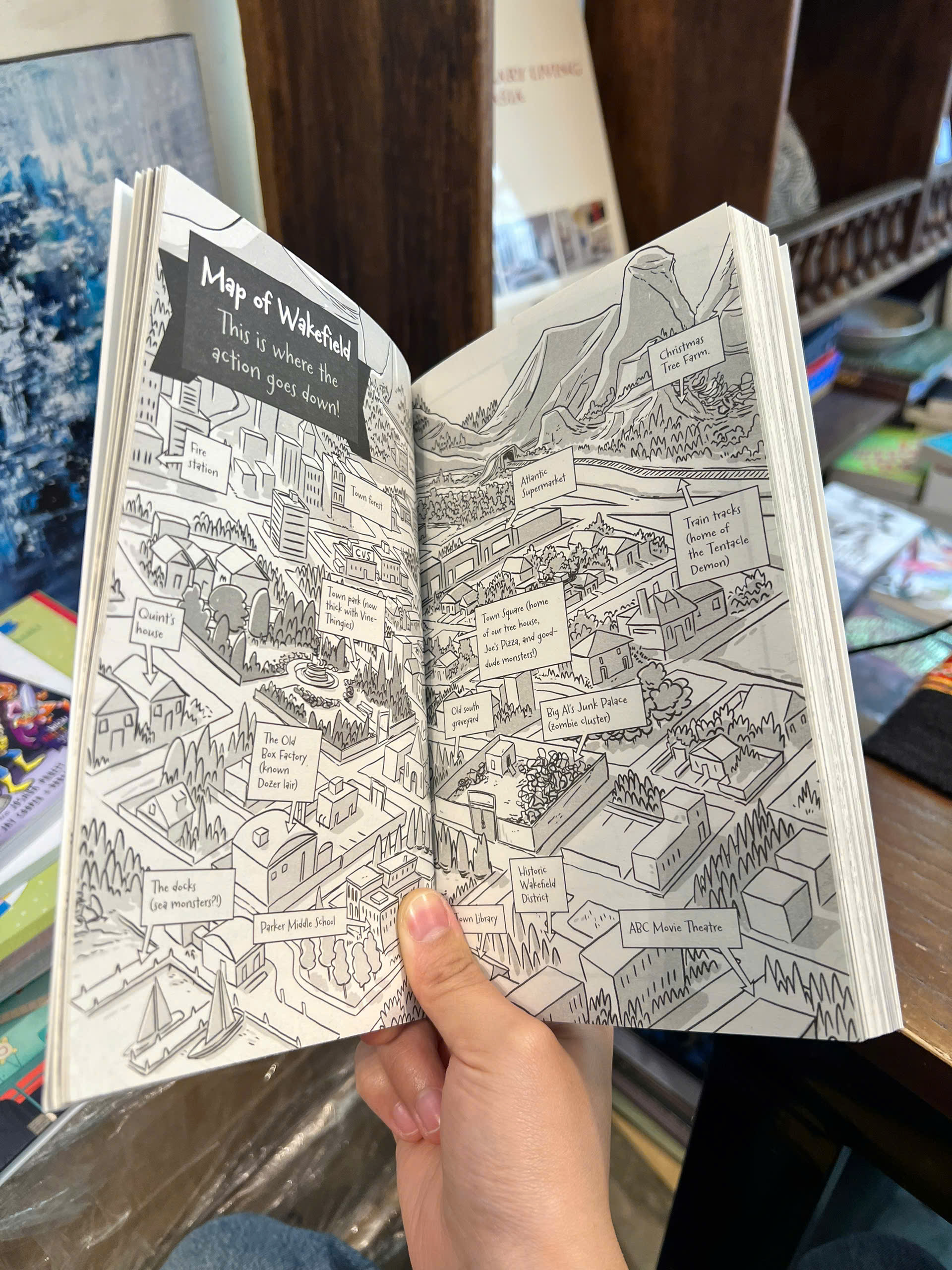 Sách - The Last Kids on Earth Survival Guide | Graphic Novels / Comics / Truyện tranh Tiếng Anh