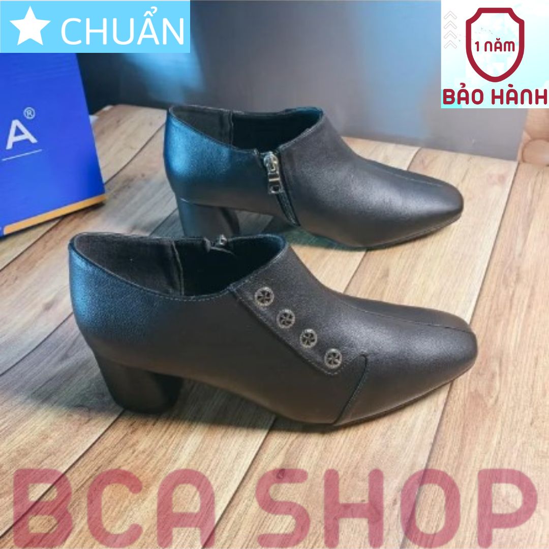 Giày bốt nữ cổ thấp 5p RO289 ROSATA tại BCASHOP mũi vuông nhẹ, phối 3 nút lạ mắt và cá tính - màu đen