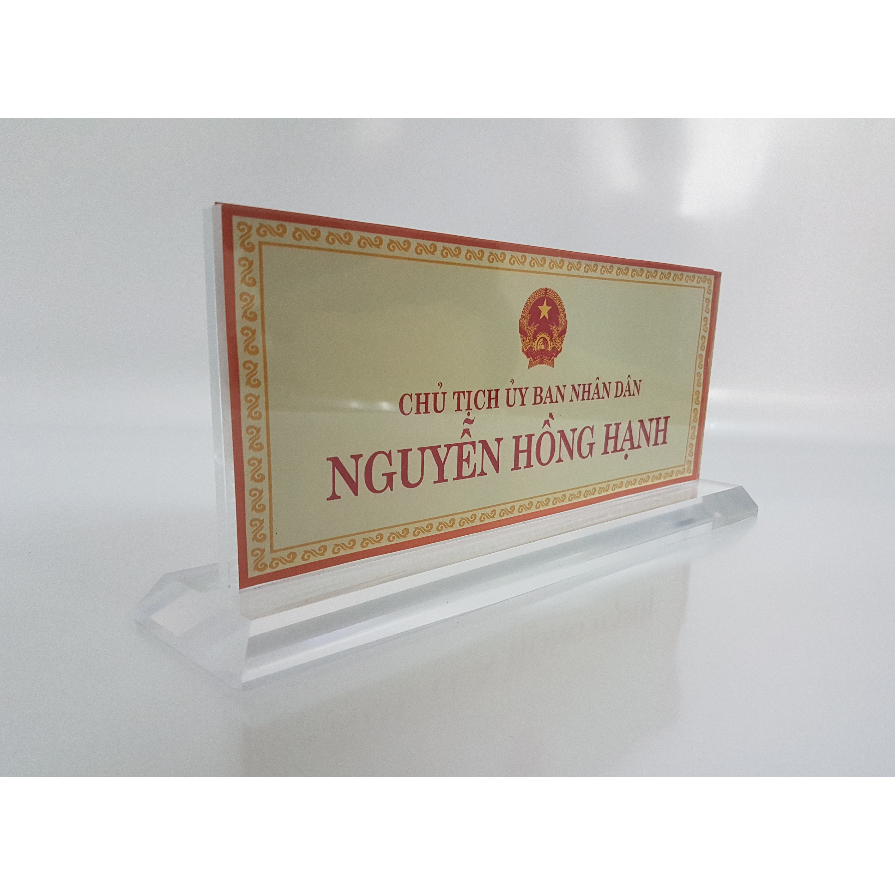 Biển chức danh mica để bàn 120x240mm