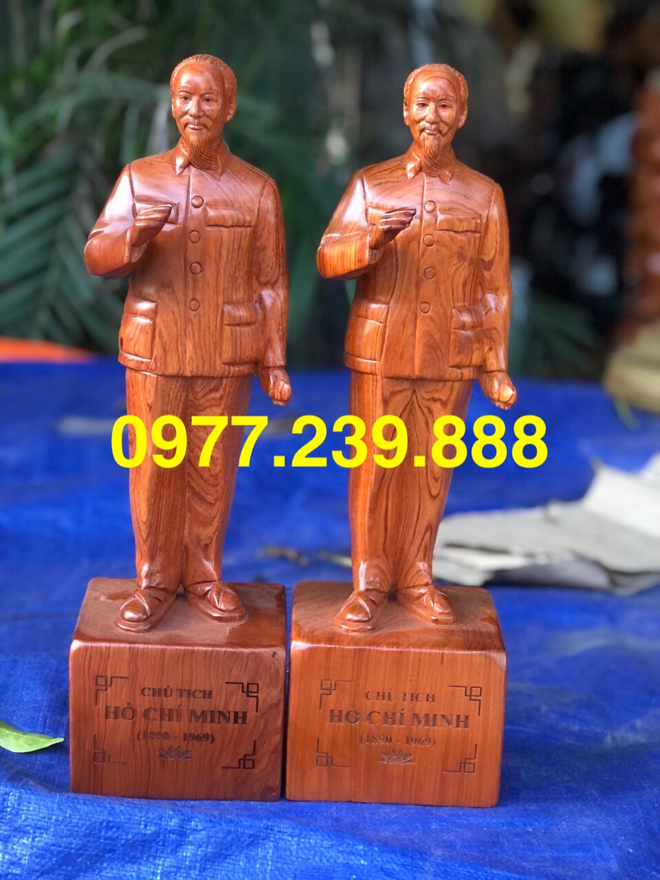Tượng bác hồ gỗ hương 60cm