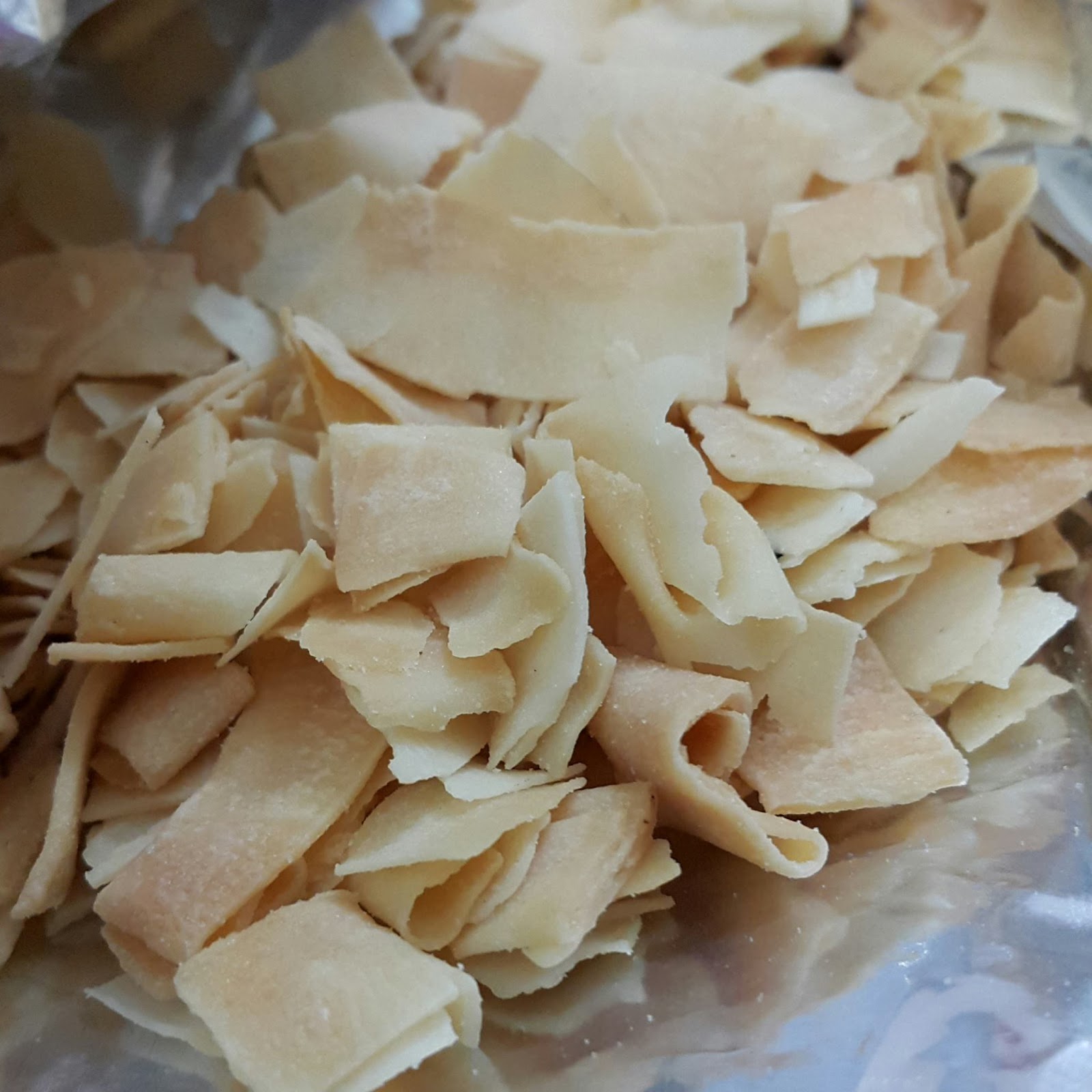 Dừa Sấy Giòn - Coconut Chips Only Nature (100gr/ Túi)