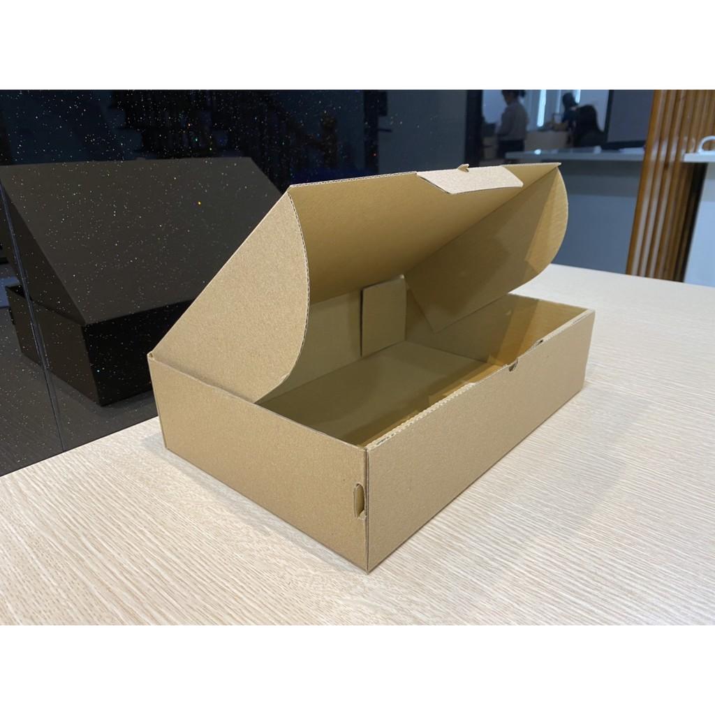 Hộp 25x17x7 cm - 50 hộp carton giá rẻ siêu dày có nắp gài