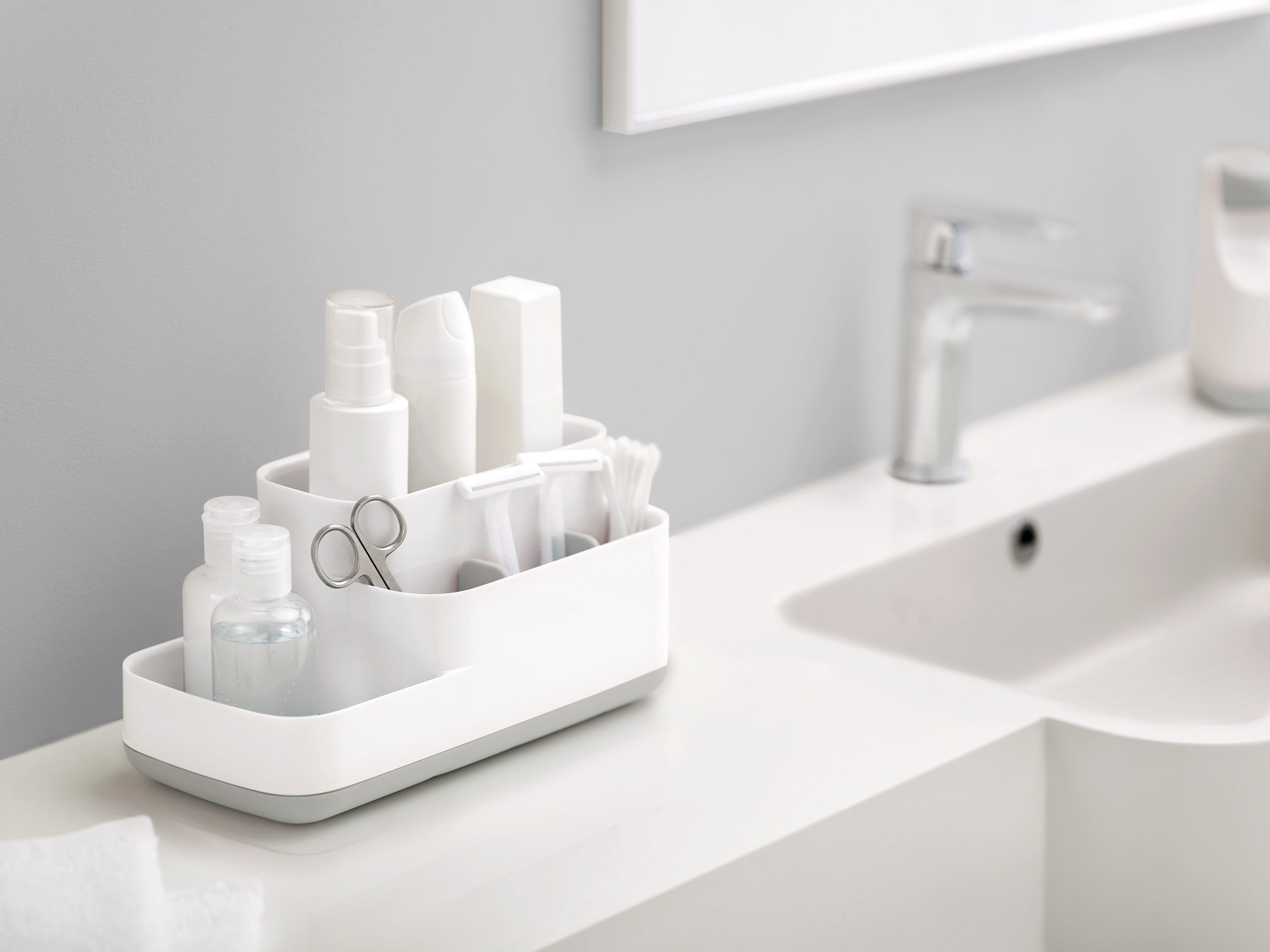 Joseph Joseph - Hộp đựng đồ nhà tắm cao cấp EasyStore Bathroom Storage Caddy Grey 705133