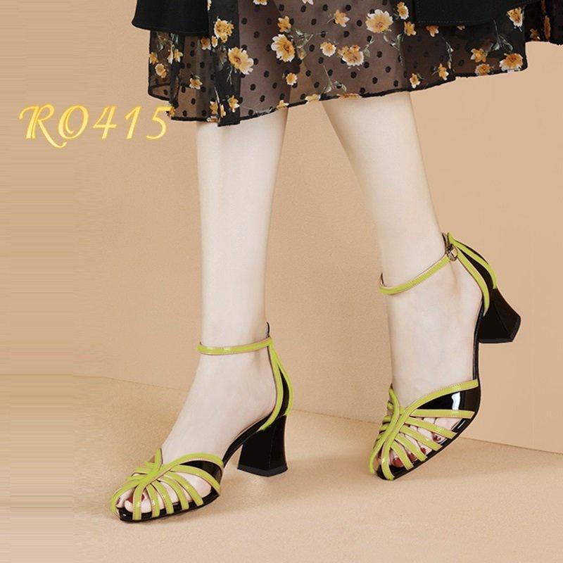 Giày cao gót nữ đẹp đế vuông 7 phân hàng hiệu rosata hai màu vàng bạc ro415