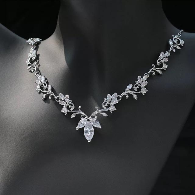 Trang sức bộ cô dâu cao cấp xi mai không đen . Hạt lấp lánh