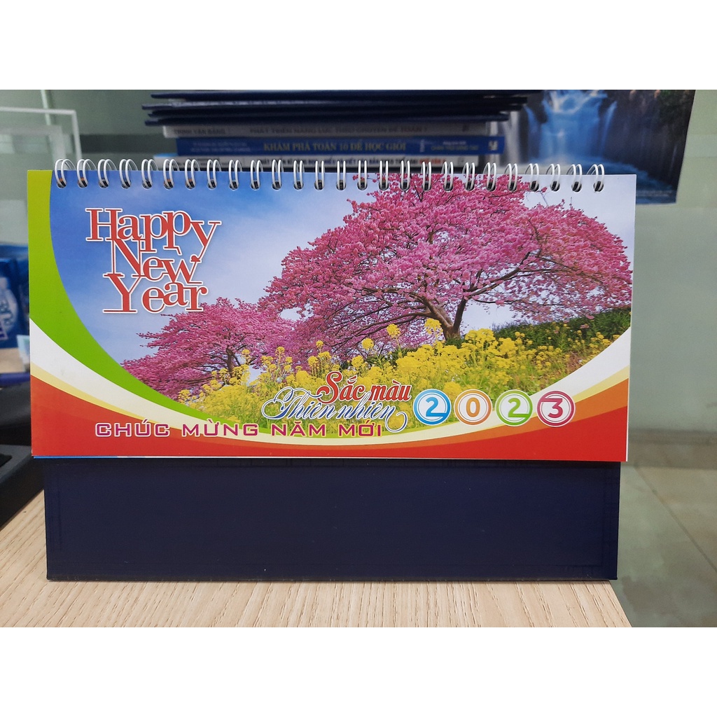 Lịch Bàn Lò Xo 13 Tờ - Sắc Màu Thiên Nhiên - Có Kèm Túi Giấy