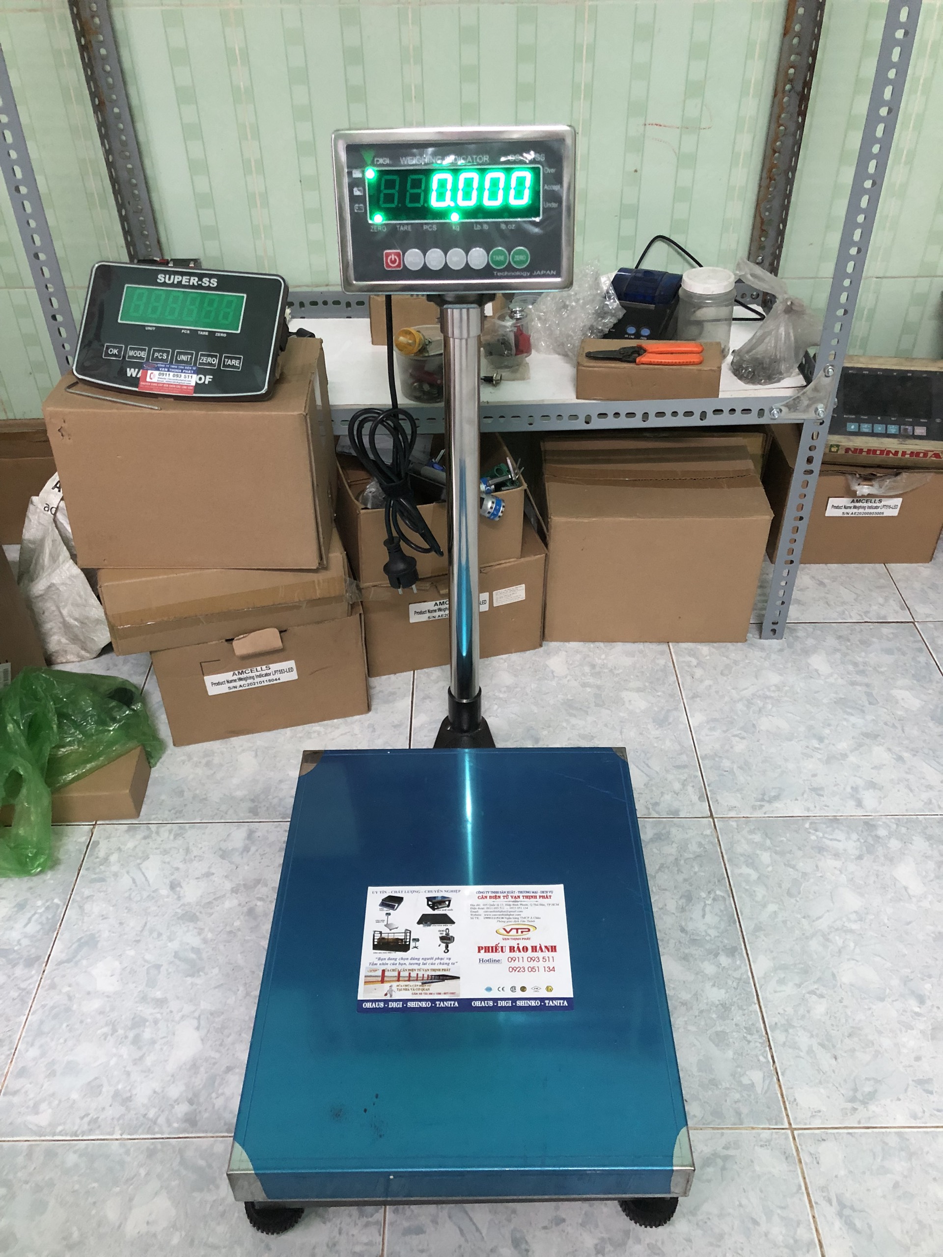 Cân Bàn Điện Tử DIGI DS-167SS 250 KG