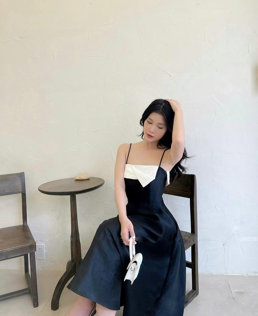ĐẦM XÒE TAPTA PHỐI TRẮNG DÁNG DÀI 13743