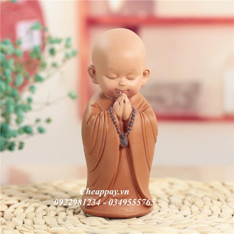 Size Đại - Bộ 3 Tượng Chú Tiểu Vui Vẻ Áo Nâu - Mẫu Chú Tiểu Đeo Chuỗi