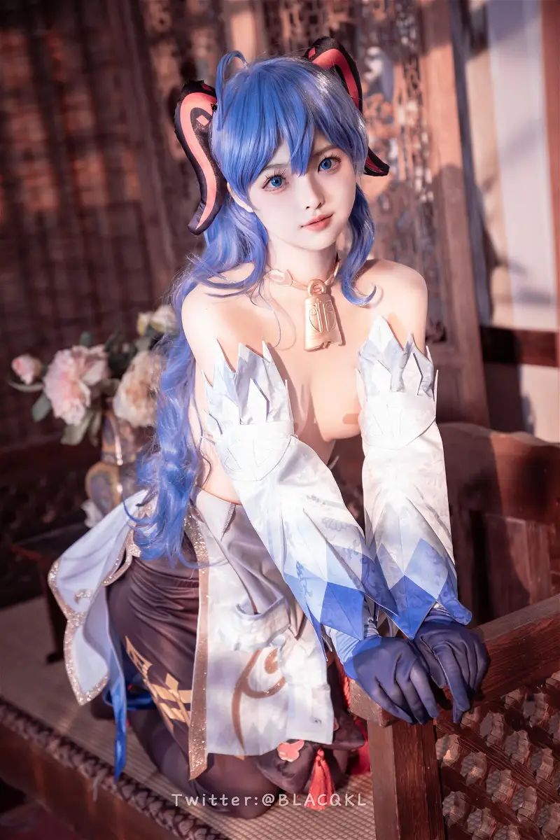 hình cosplay chapter 175 78