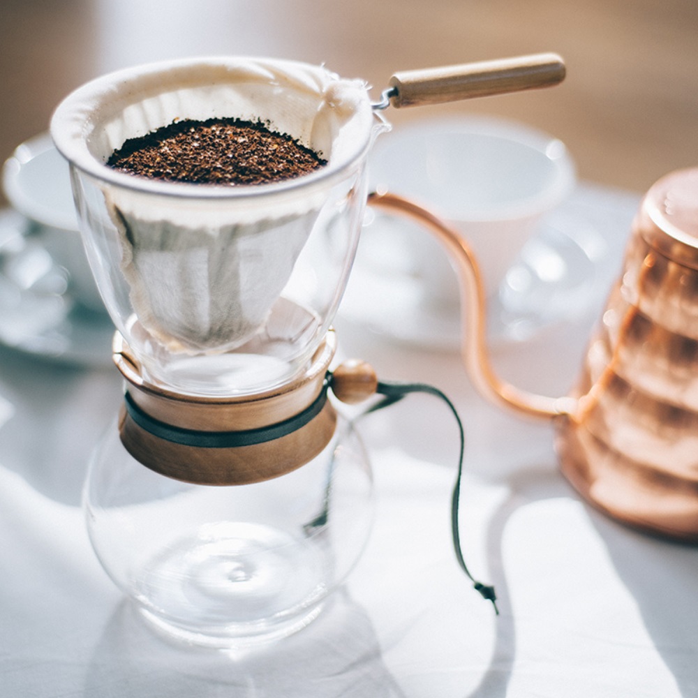 Bình pha cà phê Hario Drip Pot Woodneck