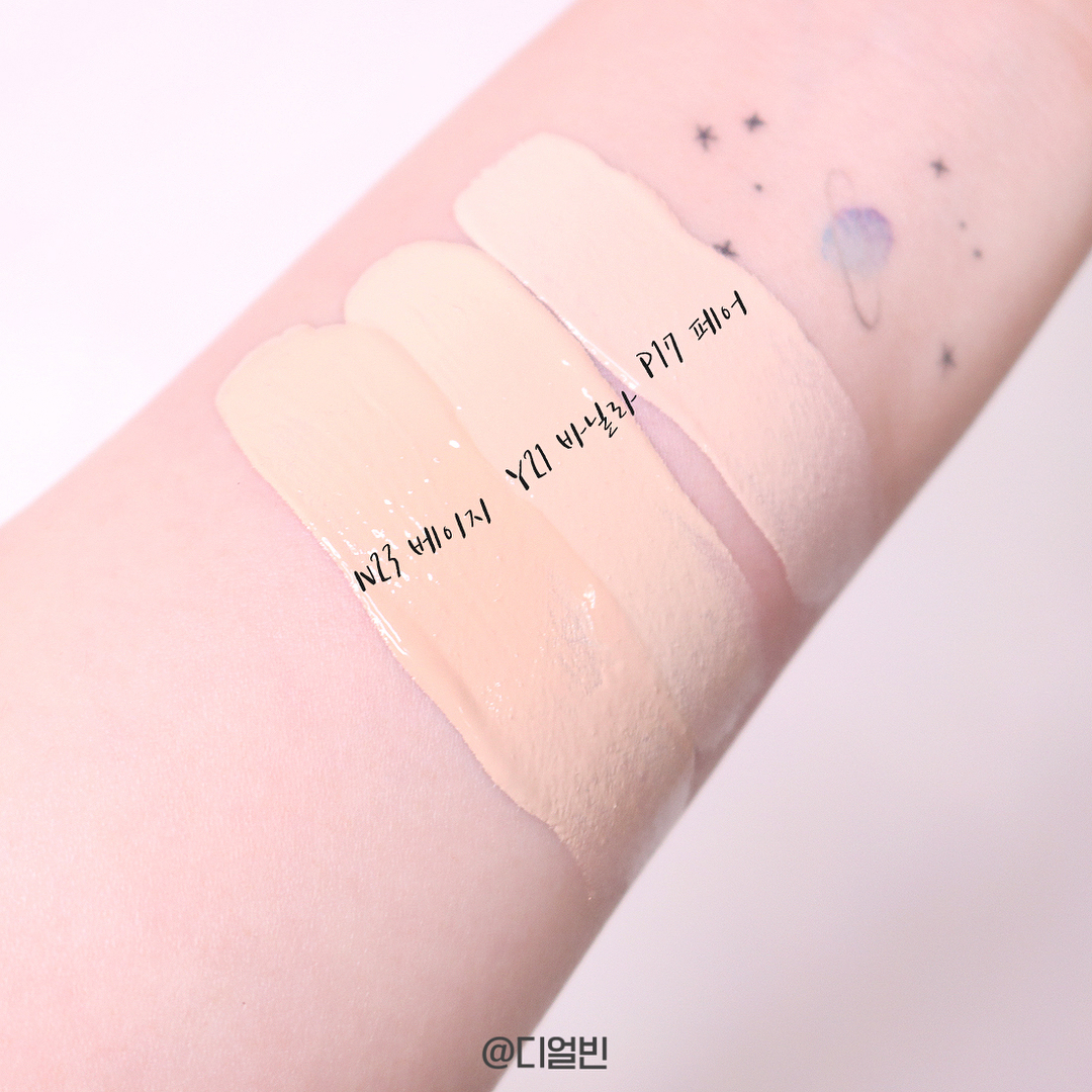 Kem nền Eglips Blur Wearing Foundation (SPF30/ PA++) 30ml (Semi-Matte) Cung cấp độ ẩm Tạo hiệu ứng chống nắng + Tặng Cọ rửa mặt Hàn quốc