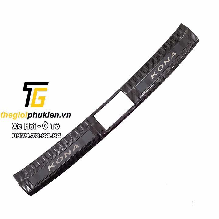 COMBO Nẹp bước chân và ốp chống trầy cốp Hyundai Kona vân Carbon