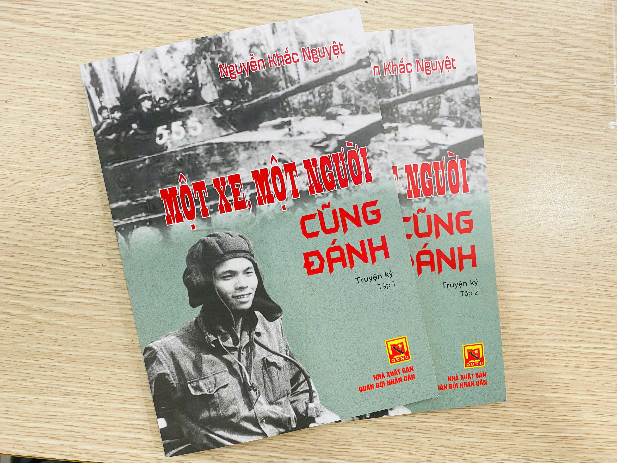 Một xe, một người cũng đánh