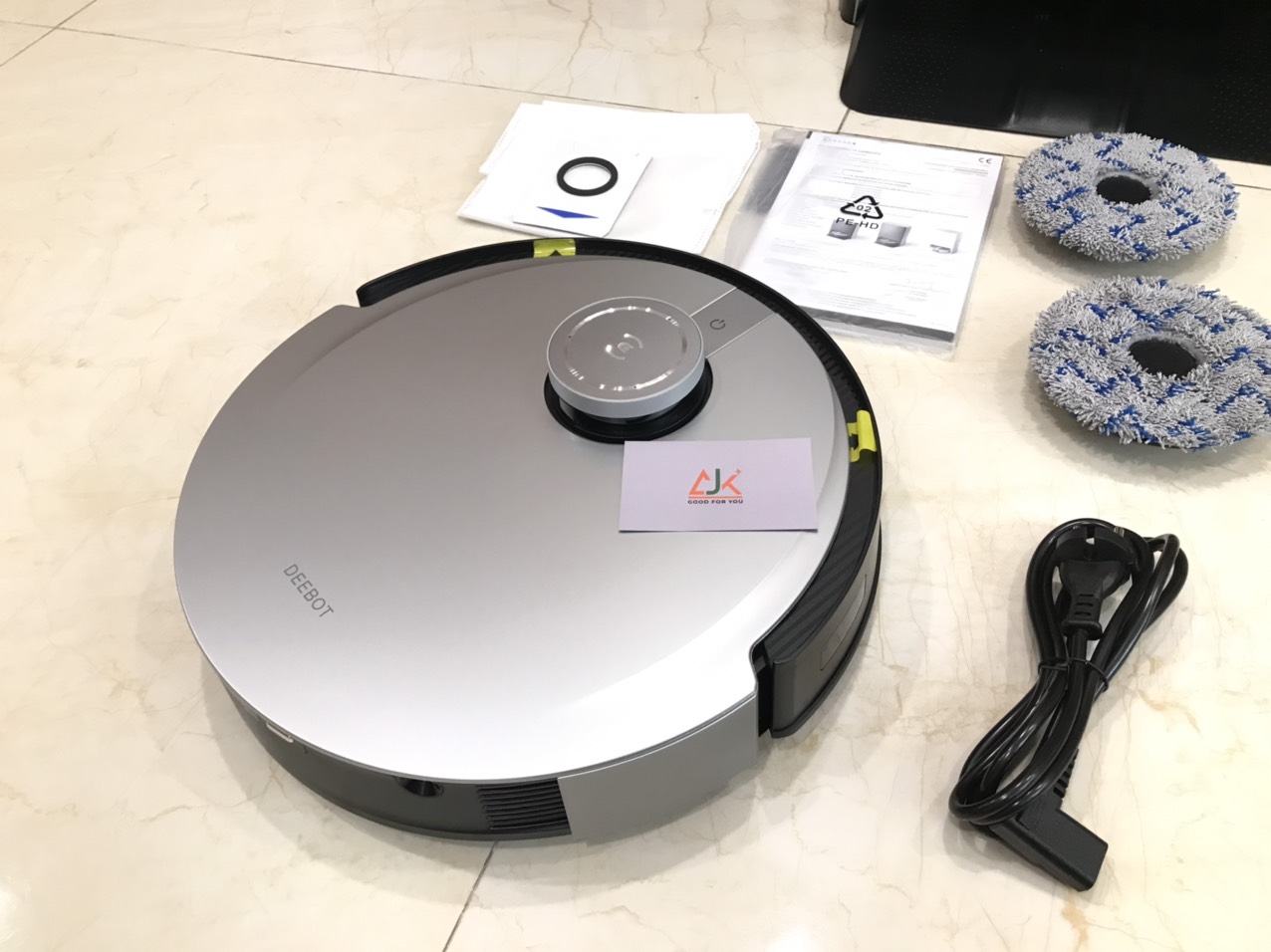 Robot hút bụi lau nhà Ecovacs Deebot X1 Omni - Lực hút 5000pa - Hàng chính hãng, bản quốc tế, tiêu chuẩn Châu Âu