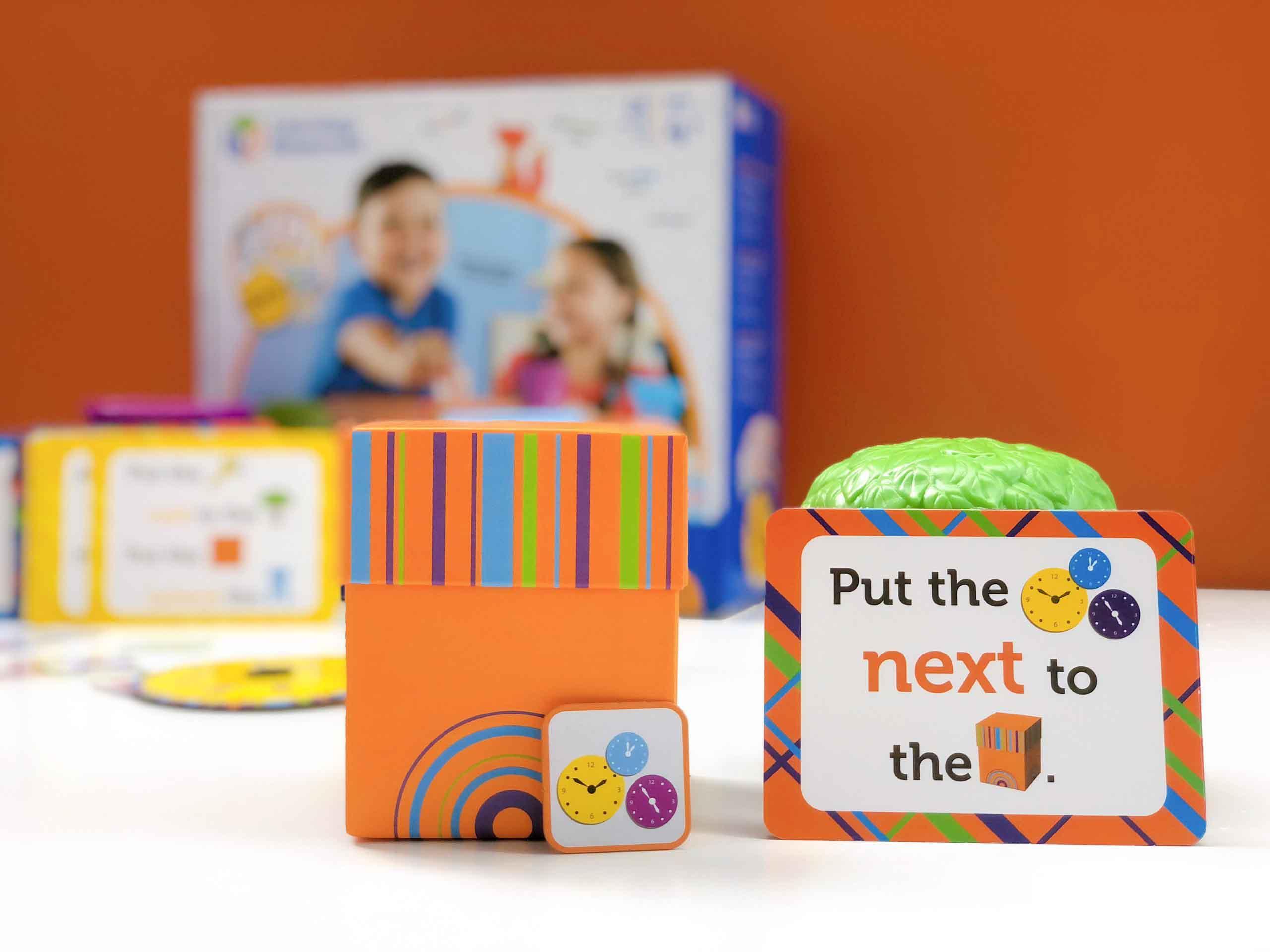 Learning Resources Bộ hoạt động học từ vựng chỉ vị trí - Fox in the Box Positional Words Activity Set