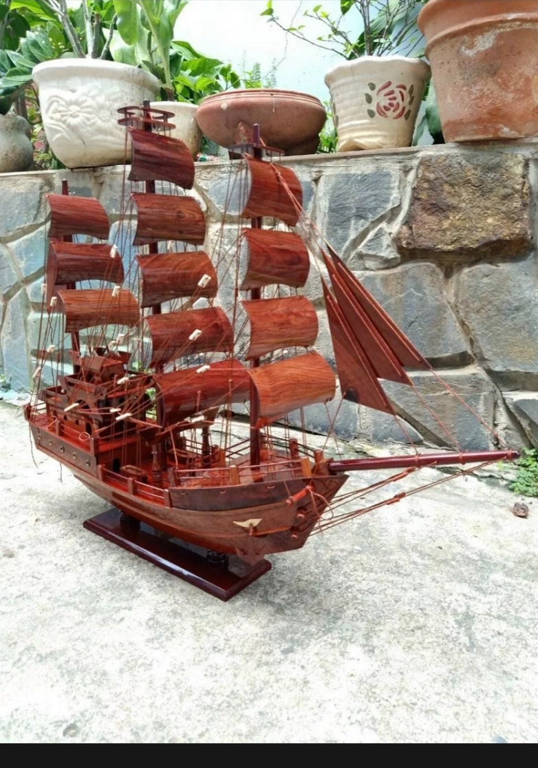 Thuyền buồm gỗ -thuyền Santa thái gỗ cẩm dài 60 cm