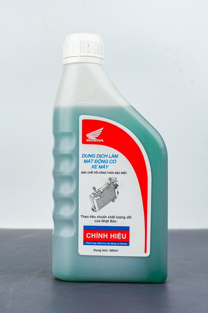 Nước Làm Mát Xe Máy Chính Hãng Honda Chai 500ml