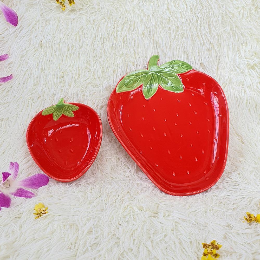 Bộ Gốm Sứ Hình Trái Dâu- Bộ 2 món Chén, Dĩa - Gốm Sứ Khử Chì - Size To Hình Trái Cây Siêu Đẹp