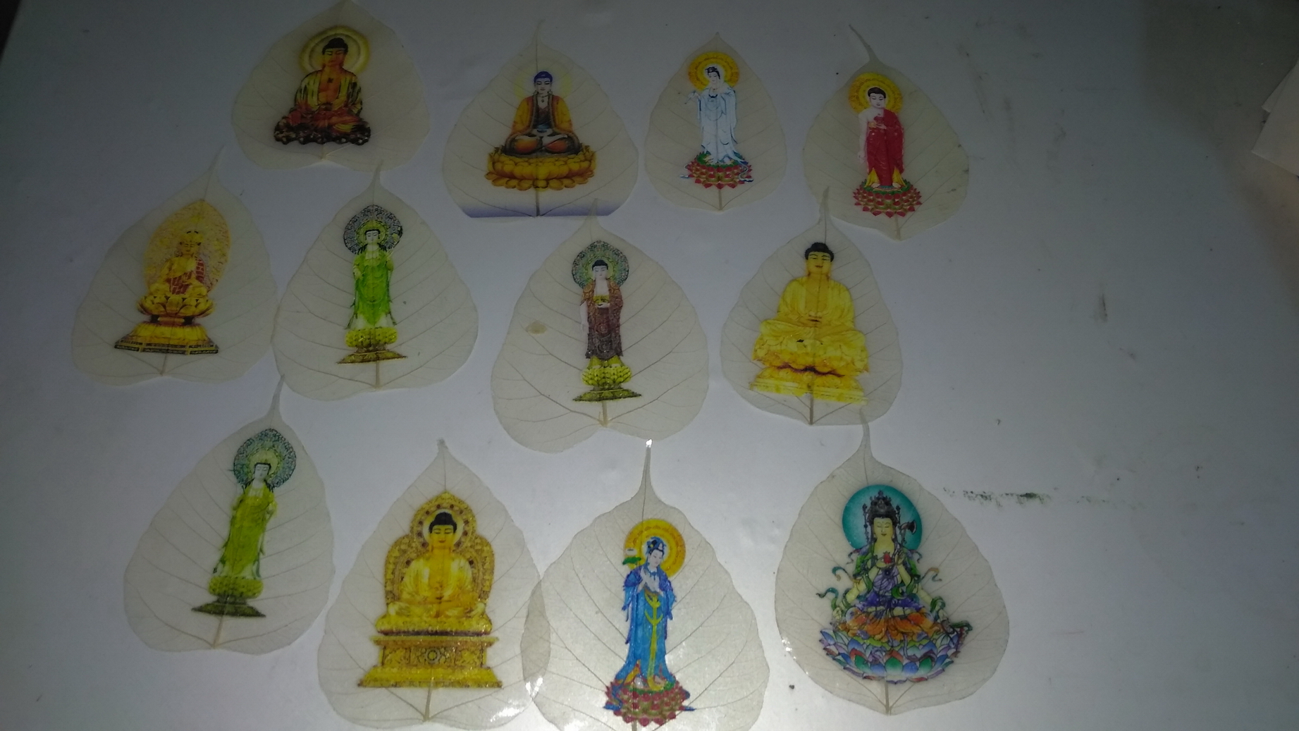 Hình Phật in lá bồ đề mẫu phật adida khung tranh cao cấp, Tranh Phật Trên Lá Bồ Đề HPB-03