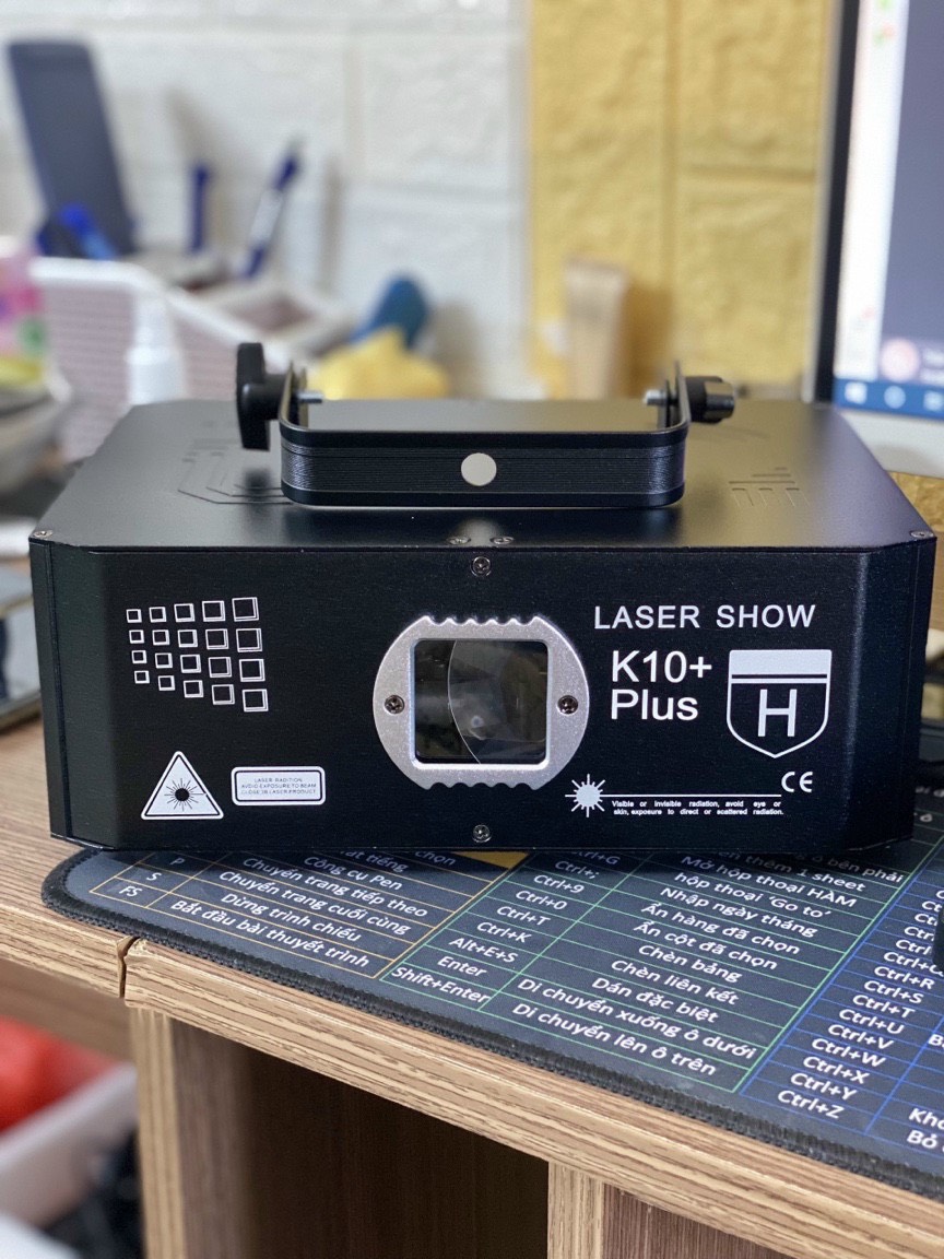 Đèn Laser Bay Phòng Chiếu Hình 3D- K10+ Plus V2.0 Với Hơn 1000 Hiệu ứng 3D Dùng Cho Phòng Bay |Phòng Karaoke | Vũ Trường